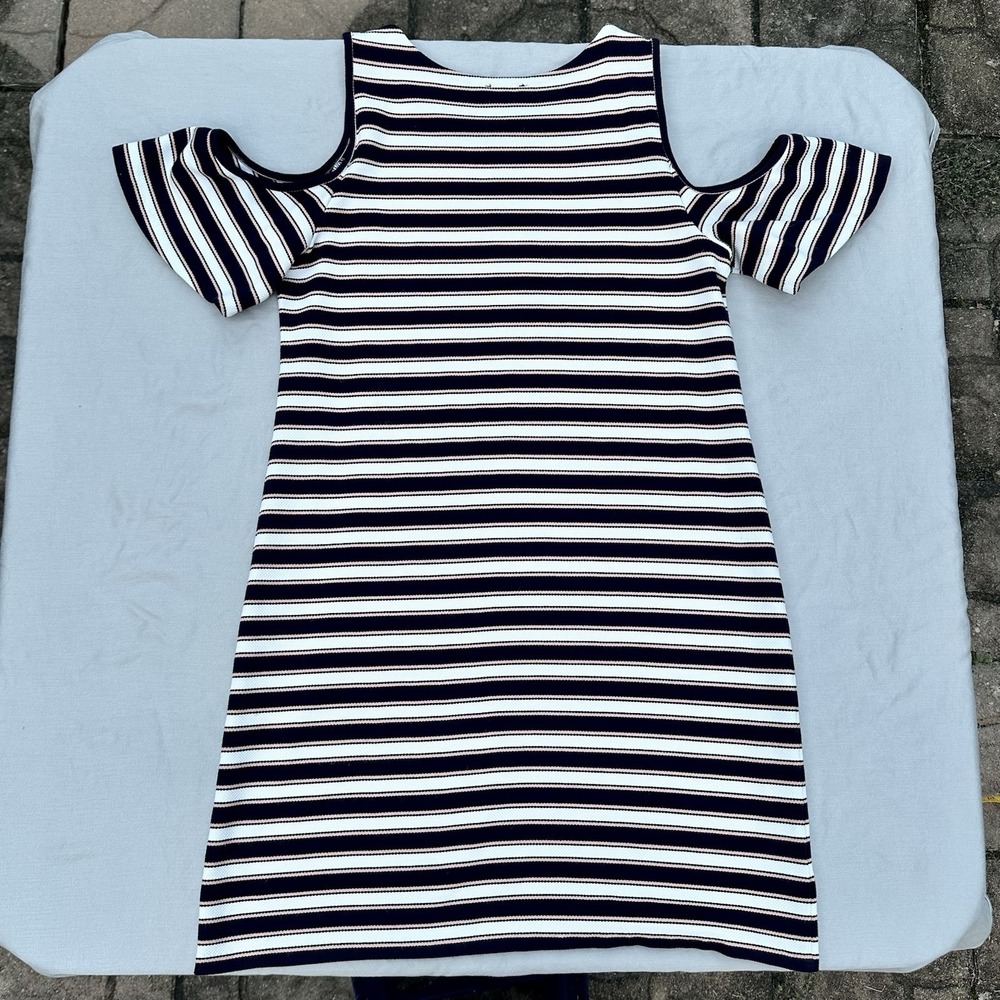 Ann Taylor Dress Small Navy Pink Striped Cold Shoulder Ruffle Sleeve Shift